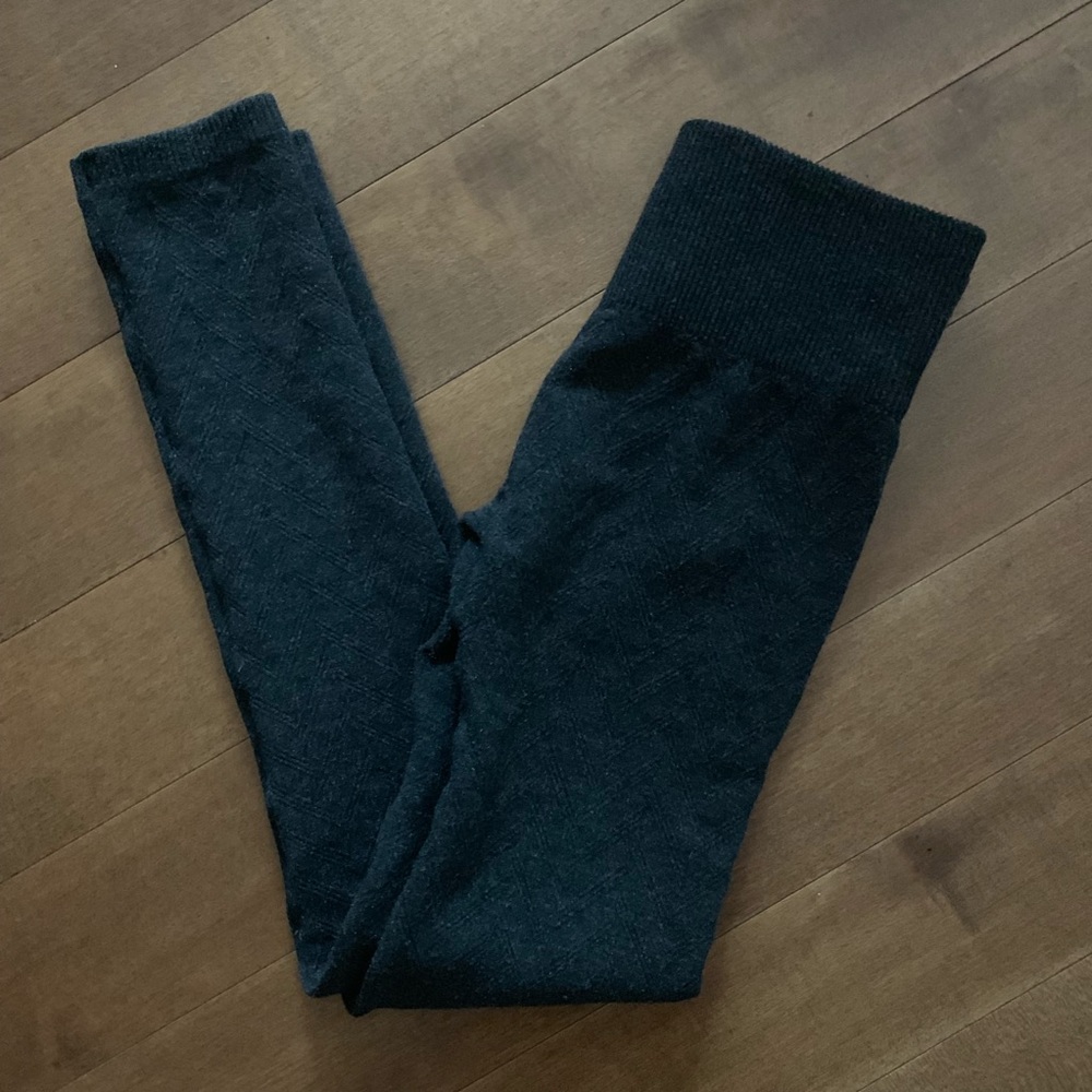 MODCLOTH Fleece Leggings - Picture 2 of 7